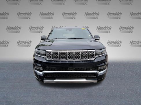 Used 2023 Jeep Grand Wagoneer Series III AWD/4WD image 5