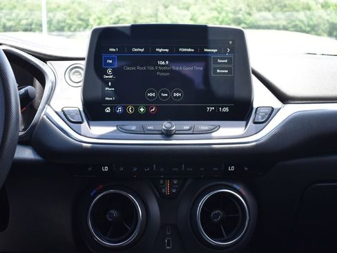 Used 2023 Chevrolet Blazer LT w/ Convenience Package FWD image 16