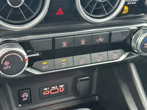 Used 2024 Nissan Sentra SV image 18