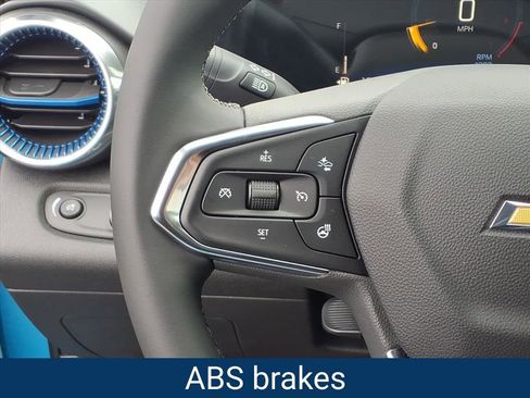 New 2026 Chevrolet Trax LT w/ Driver Confidence Package image 11