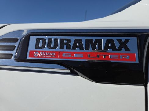 New 2026 GMC Sierra 2500 Pro w/ Convenience Package image 9