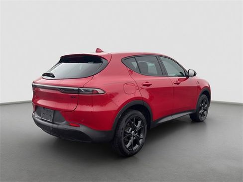 Used 2023 Dodge Hornet GT w/ GT Blacktop Package image 6