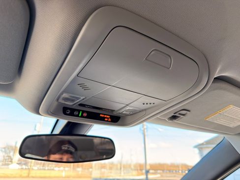 Used 2020 Chevrolet Blazer LT image 35