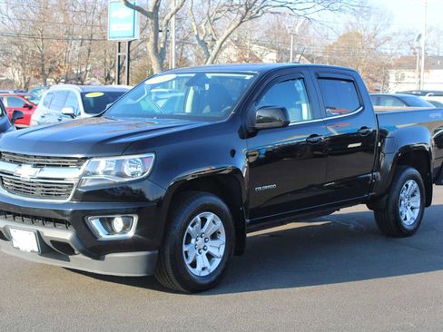 Used 2016 Chevrolet Colorado LT w/ LT Convenience Package image 3