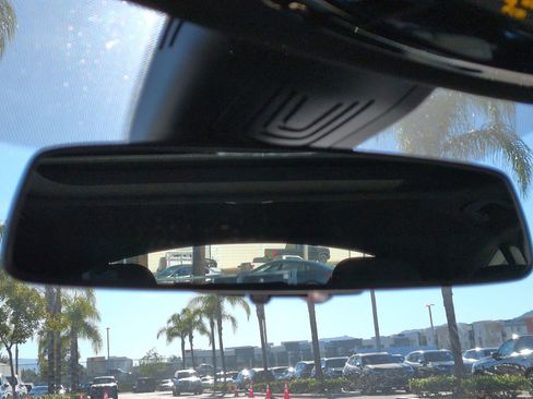 Used 2025 BMW i4 xDrive40i w/ Parking Assistance Package image 27