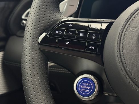 New 2025 Maserati Grecale Modena image 17