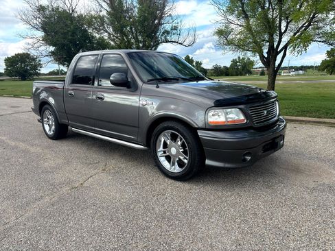Used 2002 Ford F150 Harley-Davidson image 38