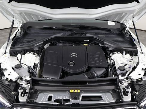 New 2026 Mercedes-Benz GLC 300 GLC 300 image 9