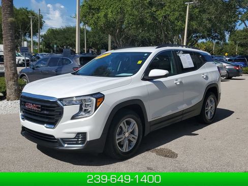 Used 2023 GMC Terrain SLE w/ Driver Convenience Package FWD image 1