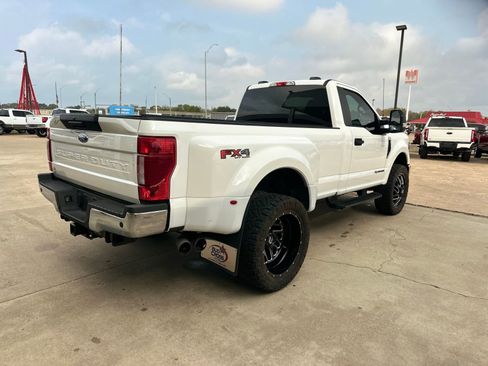 Used 2022 Ford F350 XLT w/ XLT Value Package image 5
