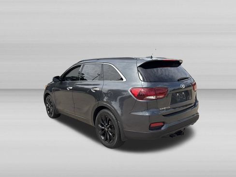 Used 2020 Kia Sorento S FWD image 5