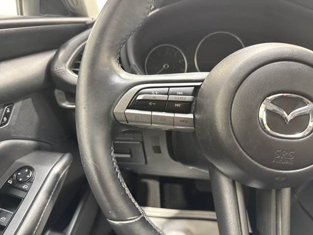 Used 2022 MAZDA MAZDA3 s FWD image 17