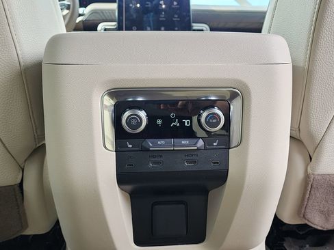 New 2026 GMC Yukon XL Denali AWD/4WD image 57