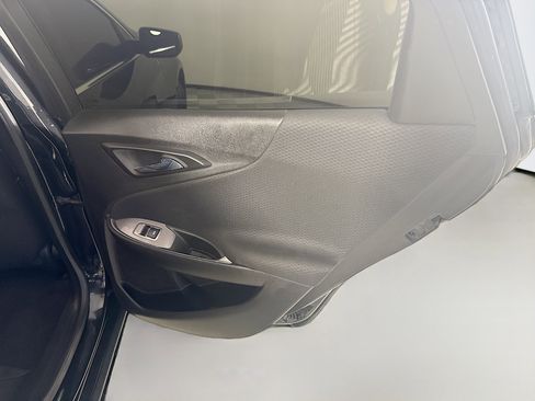 Used 2023 Chevrolet Malibu LT image 28