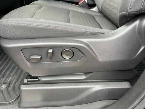 Used 2026 Chevrolet Silverado 1500 RST AWD/4WD image 28