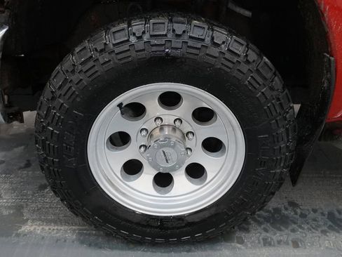 Used 2014 Ford F350 Lariat image 13