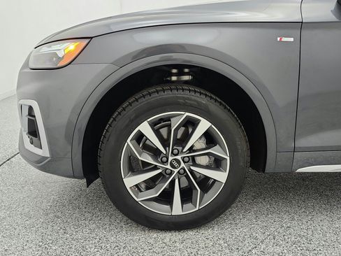 Used 2023 Audi Q5 2.0T Premium Plus w/ Premium Plus Package AWD/4WD image 32
