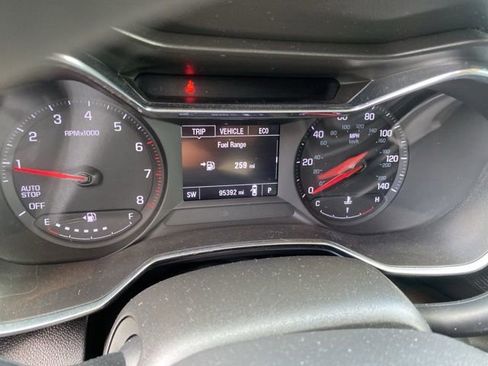Used 2021 Chevrolet TrailBlazer LT w/ Convenience Package FWD image 24