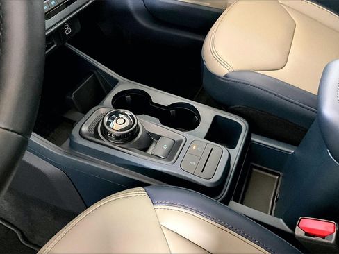 New 2025 Ford Maverick Lariat w/ 4K Tow Package image 8