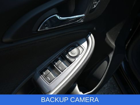 Used 2022 Chevrolet Malibu RS FWD image 16