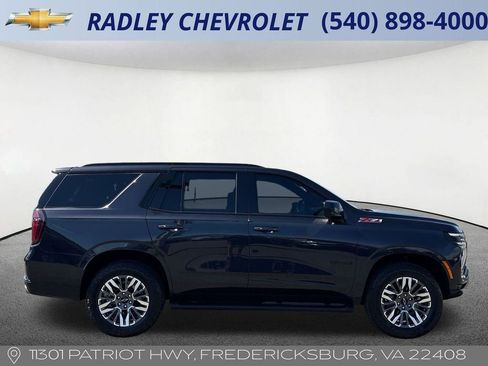 Used 2025 Chevrolet Tahoe Z71 w/ Sun And Tow Package AWD/4WD image 21