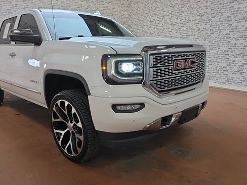 Used 2017 GMC Sierra 1500 Denali image 7
