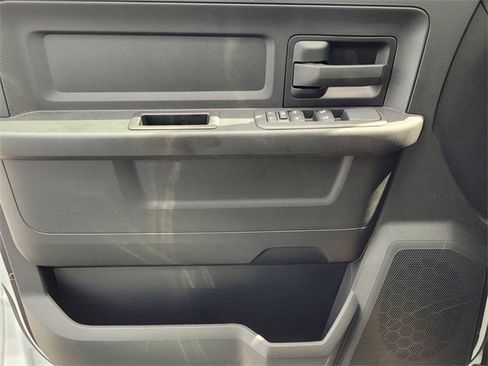 New 2026 RAM 2500 Tradesman w/ Chrome Appearance Group image 15