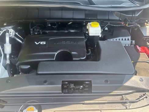 Used 2022 Nissan Pathfinder SV image 11