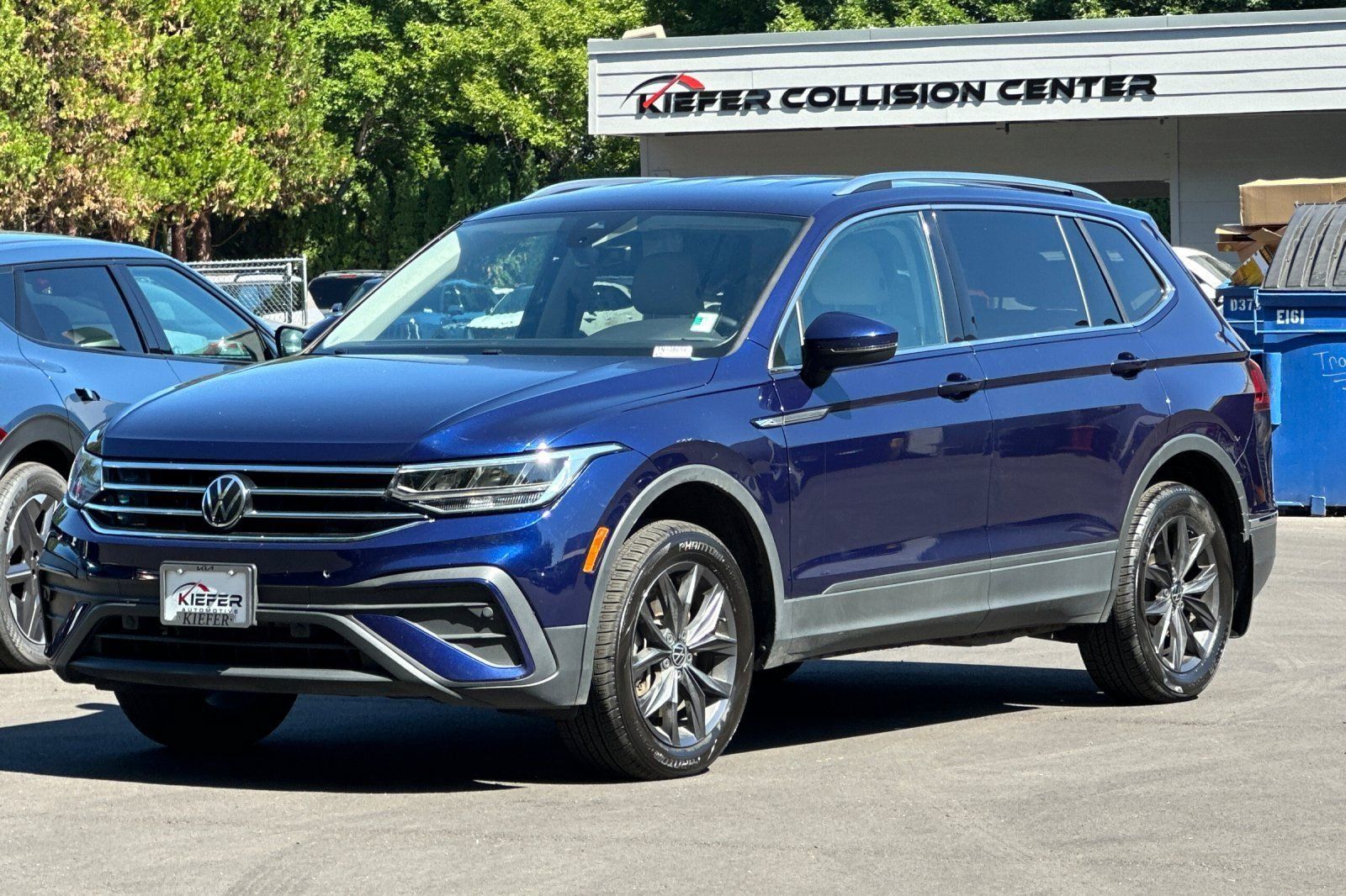 Used 2023 Volkswagen Tiguan SE AWD/4WD image 8