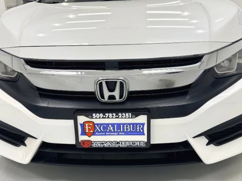 Used 2018 Honda Civic EX image 14