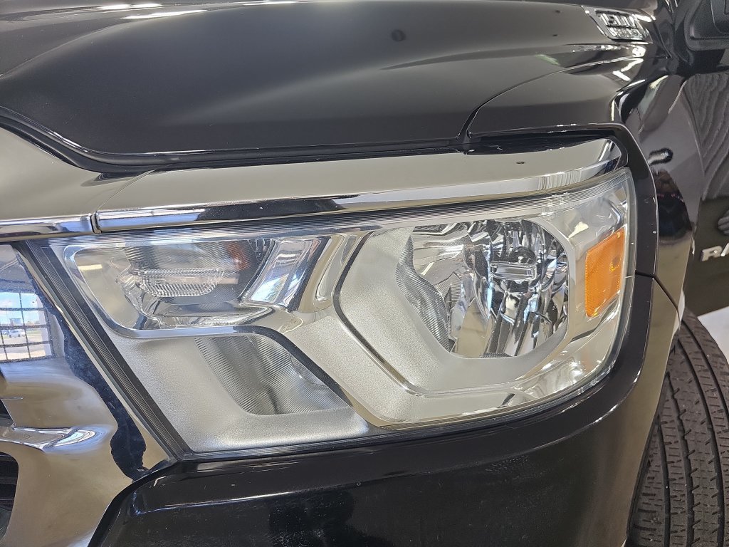 Used 2019 RAM 1500 Big Horn AWD/4WD image 36