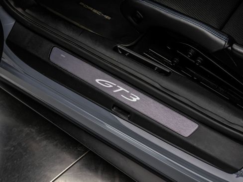 Used 2023 Porsche 911 GT3 RWD image 38