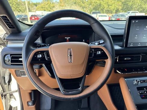 Used 2023 Lincoln Aviator Black Label w/ Dynamic Handling Package image 26