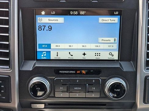 Used 2018 Ford F150 Platinum w/ Equipment Group 701A Luxury AWD/4WD image 14