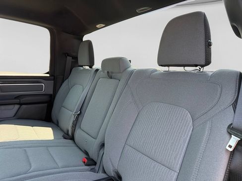Used 2022 RAM 1500 Big Horn AWD/4WD image 37