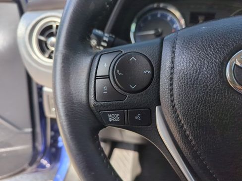 Used 2018 Toyota Corolla SE FWD image 18