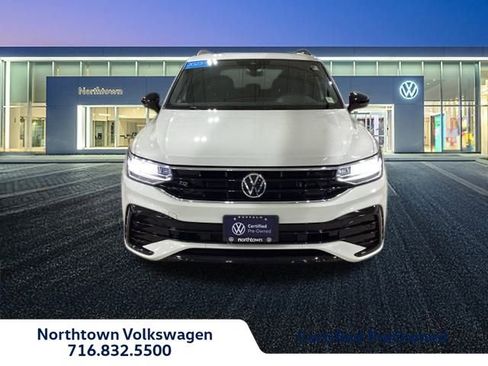 Certified 2023 Volkswagen Tiguan SE R-Line image 2