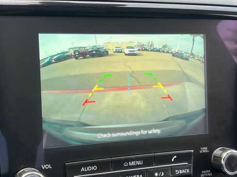 Used 2023 Nissan Frontier SV w/ SV Convenience Package image 22