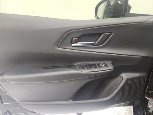 Used 2026 Toyota Prius Plug-In Hybrid FWD image 11