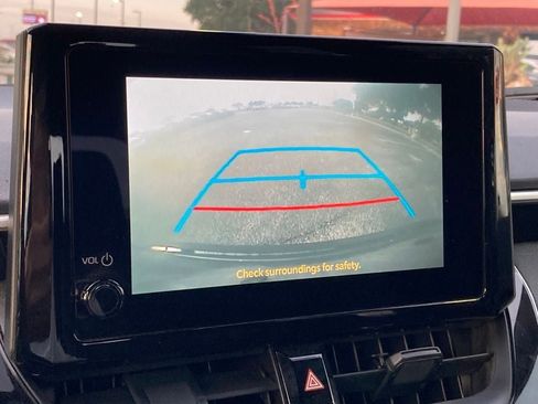 Used 2025 Toyota Corolla SE FWD image 20
