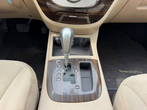 Used 2011 Hyundai Santa Fe GLS AWD/4WD image 16