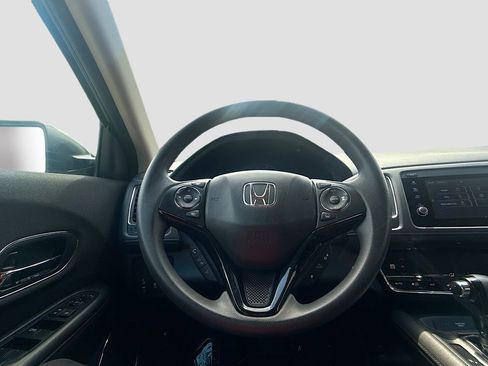 Used 2022 Honda HR-V EX image 11