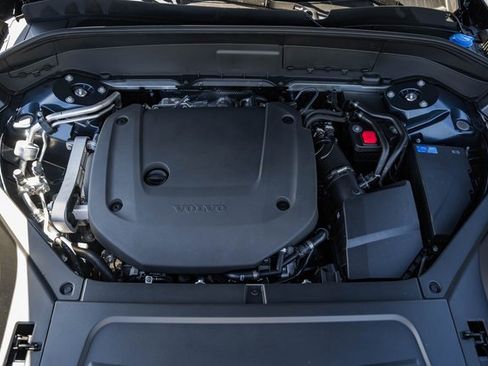 New 2026 Volvo XC90 B6 Ultra image 18