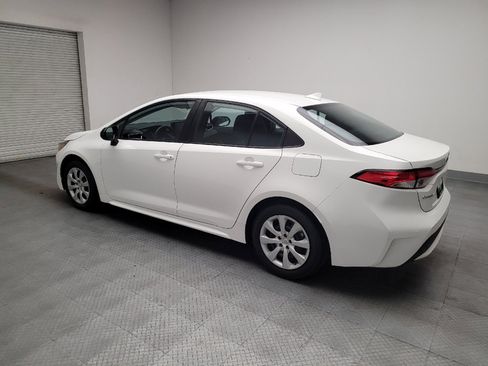 Used 2022 Toyota Corolla LE FWD image 3