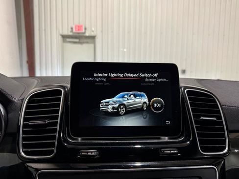 Used 2018 Mercedes-Benz GLS 450 4MATIC image 45