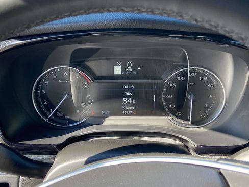 Used 2025 Cadillac XT5 Premium Luxury image 25