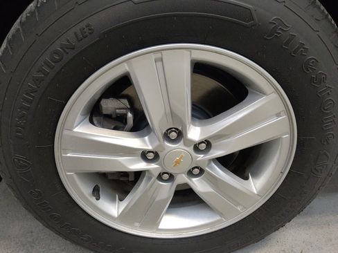 Used 2022 Chevrolet Trax LS w/ Tint and Cruise Package AWD/4WD image 31