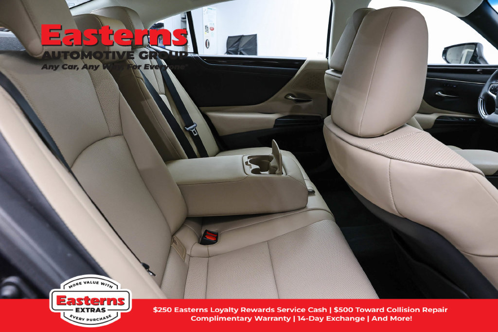 Used 2020 Lexus ES 350 w/ Premium Package FWD image 26
