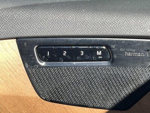 Used 2025 Volvo XC90 B5 Plus image 24