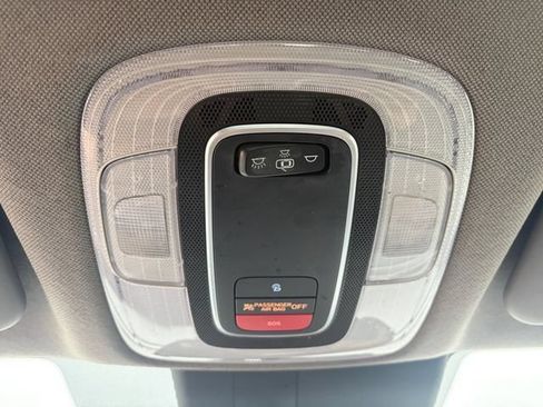 Used 2023 Hyundai Elantra SEL FWD image 12